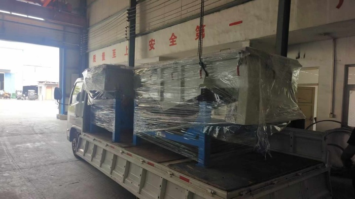 客戶(hù)定制直線(xiàn)篩 發(fā)貨