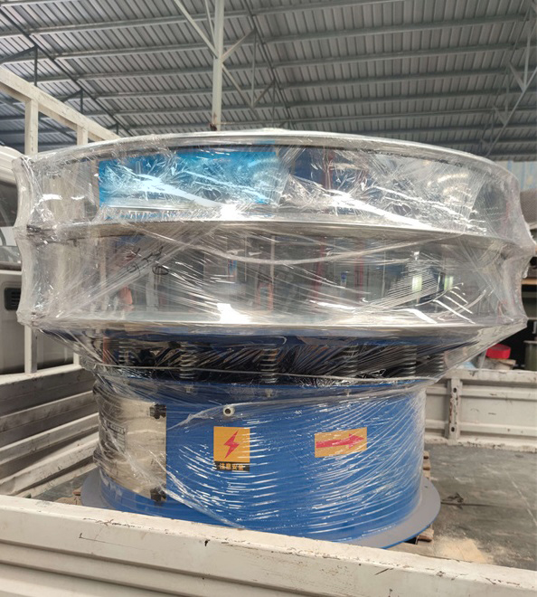 福建的趙經理訂購的康振機械振動篩已發貨