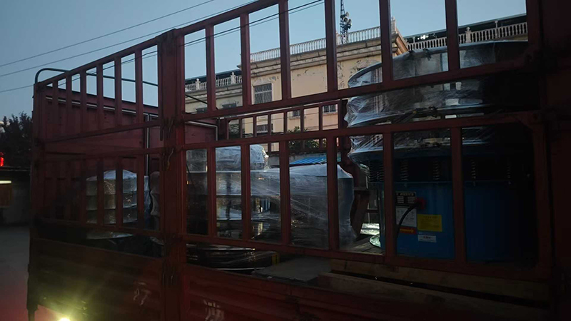 旋振篩、振動平臺等全部發貨